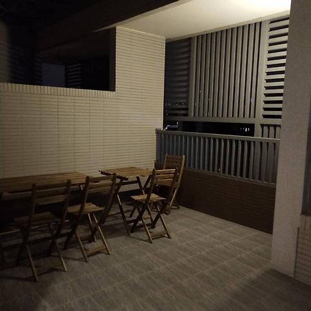 Hotel In Fengchia Taichung Exterior foto