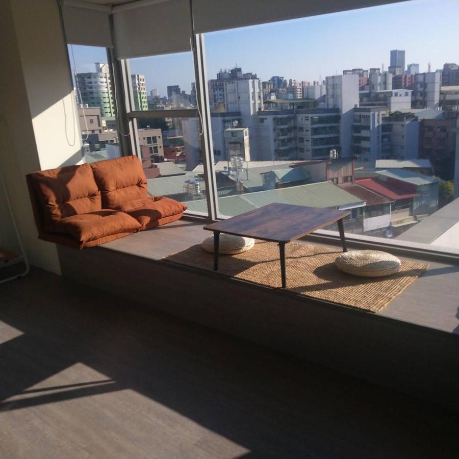 Hotel In Fengchia Taichung Exterior foto
